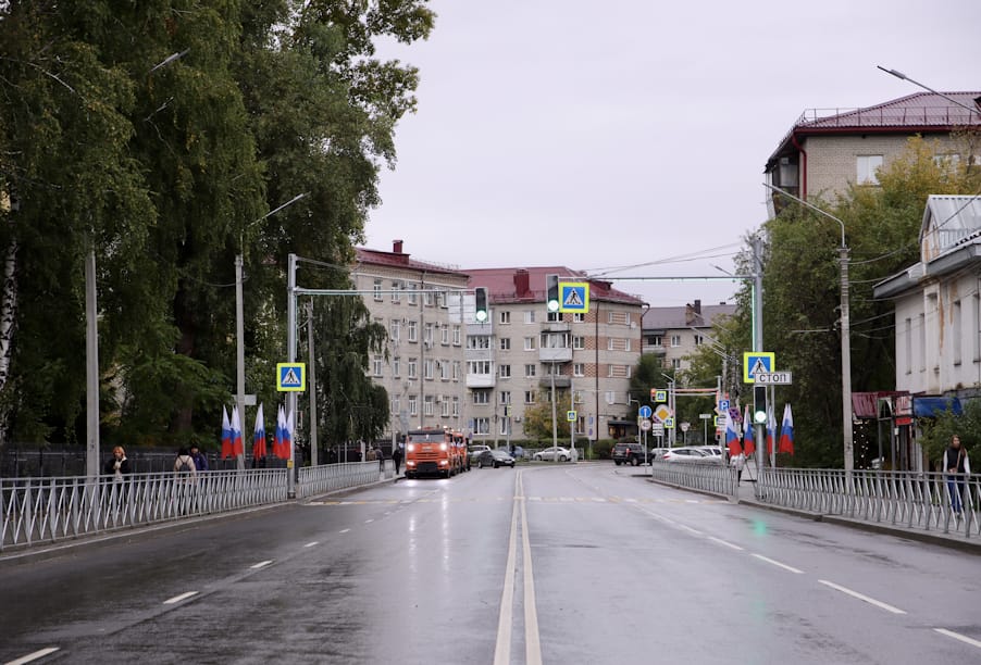 Республика Алтай, Горно-Алтайск, участок дороги по улице Чорос-Гуркина (2)